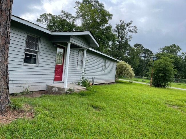 Building Photo - Available