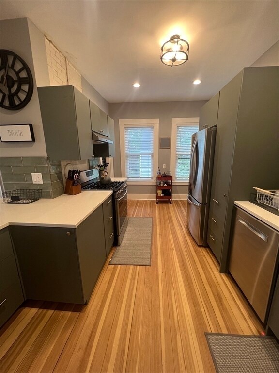 Building Photo - 43 Robinson St