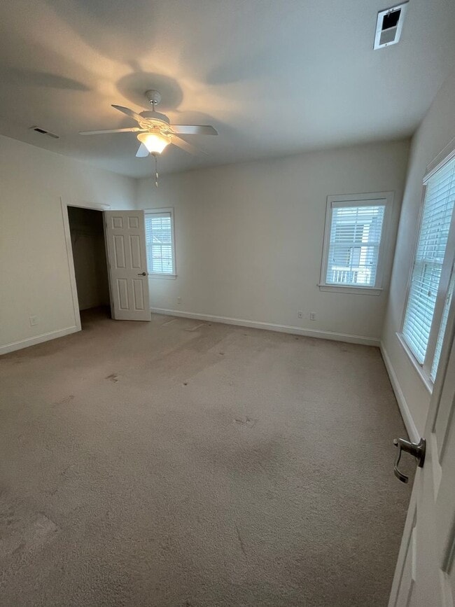 Building Photo - Charming 3 Bedroom, 2 Bath Home in the Heart of Manteo!