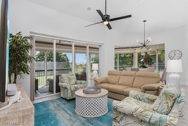 Building Photo - 20201 Burnside Pl