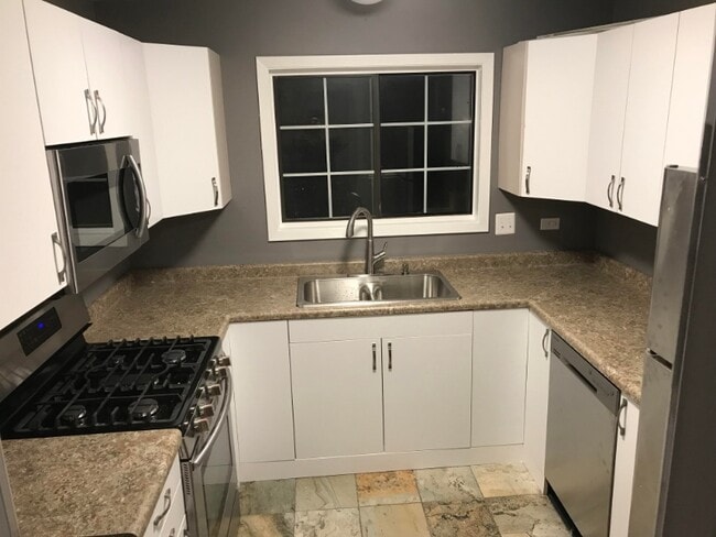 Building Photo - 2279 Enlund Dr