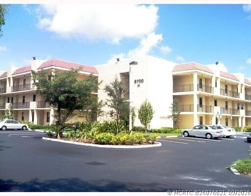 Building Photo - 6733 Coral Lake Dr
