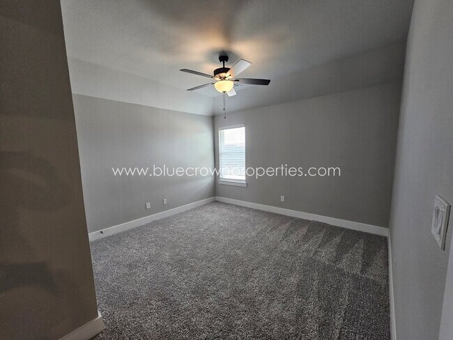 Building Photo - 1800 Aleia Cv