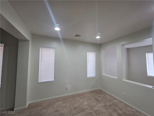 Building Photo - 3608 Tundra Swan St