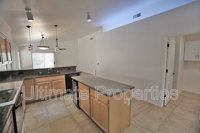 Building Photo - 15313 N 104th Way