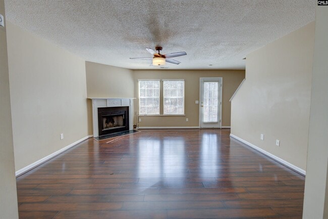 Building Photo - 1908 Lake Carolina Dr