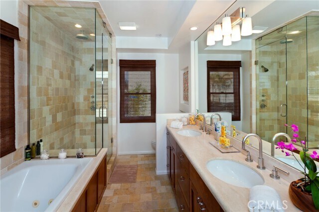 Building Photo - 3601 Manhattan Ave