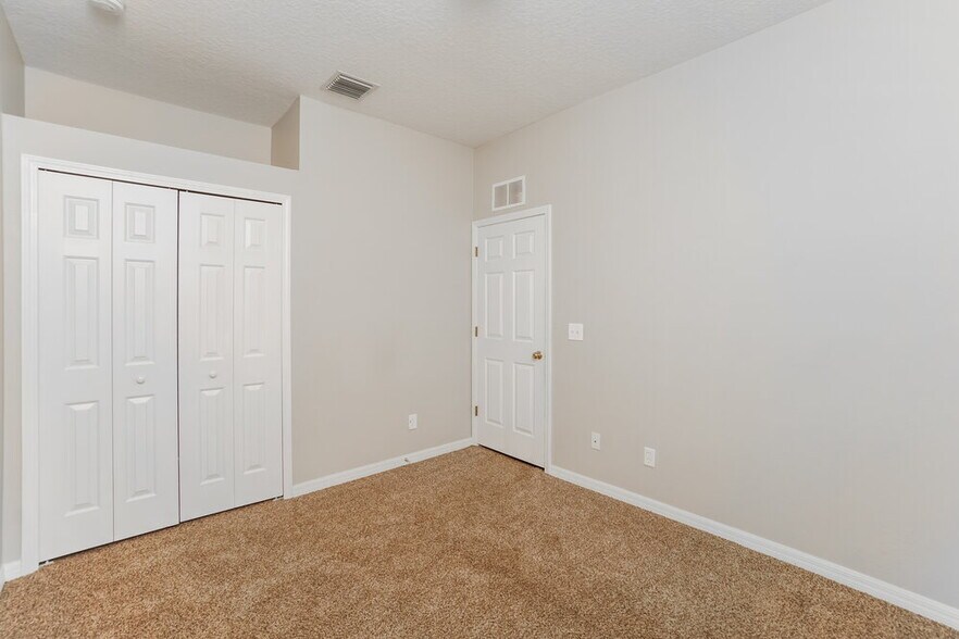 Building Photo - 13035 Haverhill Dr