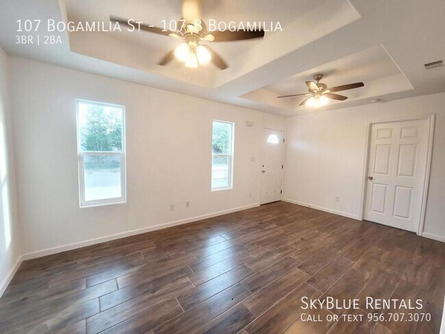 Building Photo - 107 Bogamilia St