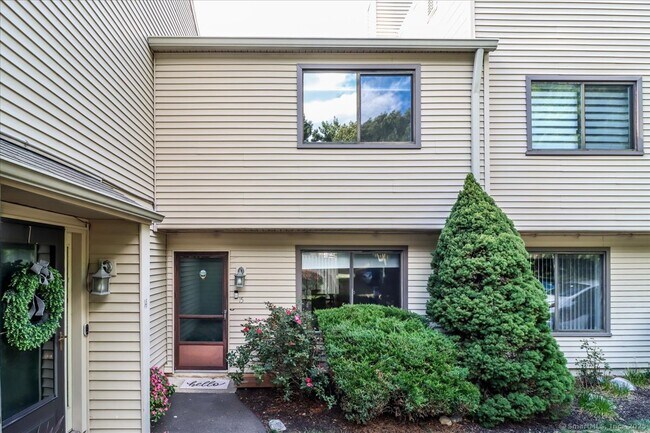 Primary Photo - 1 Horizon Dr