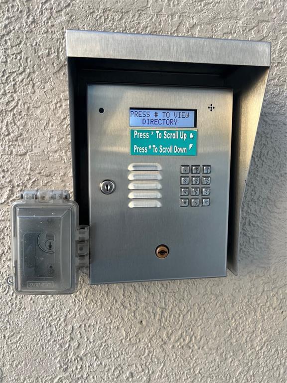 Building Photo - 670 Island Way