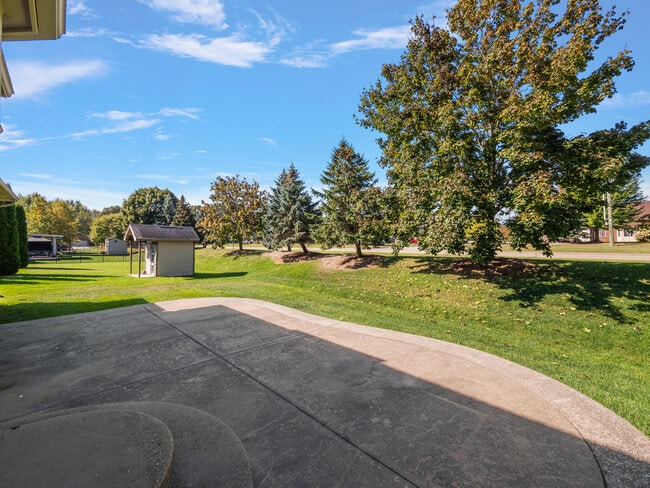 Building Photo - 50247 Cheltenham Dr