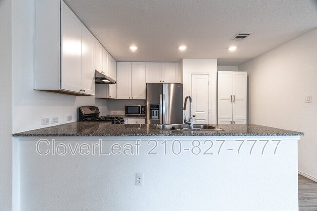 Building Photo - 7009 Shears Pl