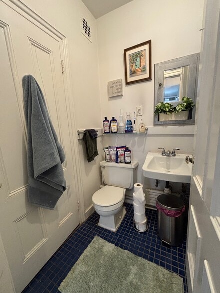 Building Photo - 85 Charles St