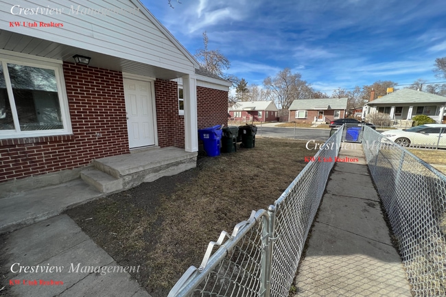 Building Photo - Lambourne Duplex