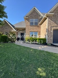 Building Photo - Beautiful Home | Prime Location