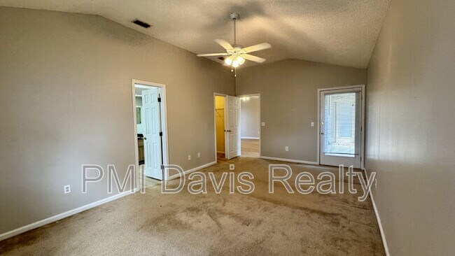 Building Photo - 9092 Camshire Dr