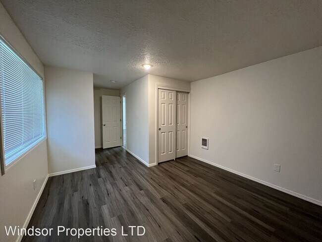 Building Photo - 4 br, 1.5 bath House - 1826 NE 24th Avenue