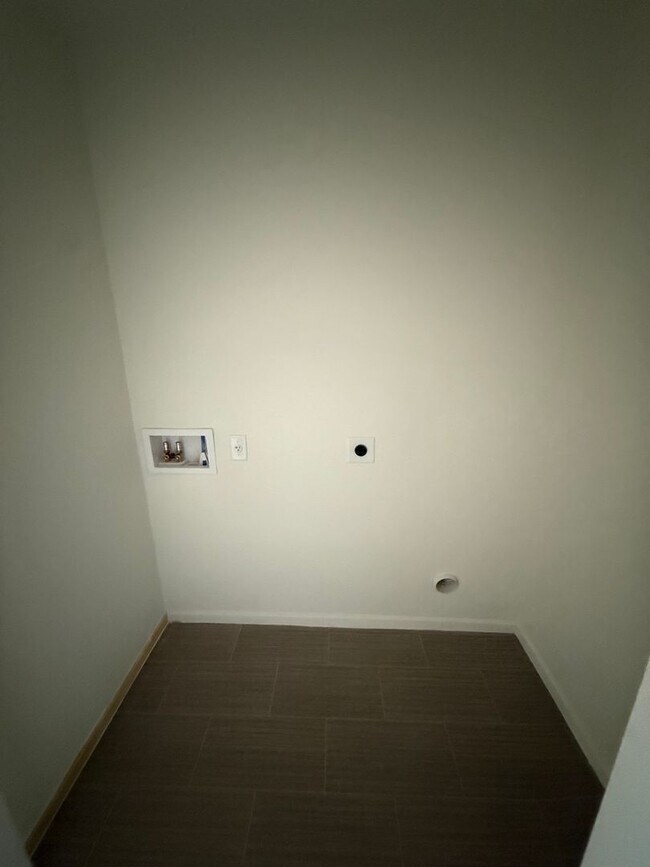 Building Photo - BRAND NEW Desert Sky Townhouse
