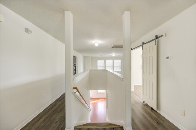 Building Photo - 18434 Ranch View Trail