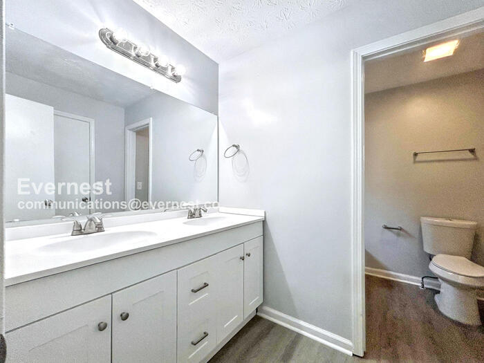 Building Photo - 118 Blackhawk Trail