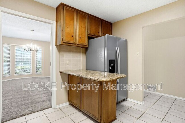 Building Photo - 4917 Ledgestone Dr