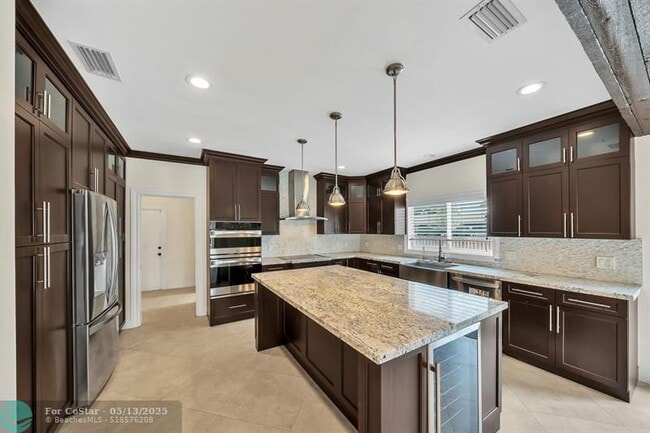 Building Photo - 4920 SW 170th Ave
