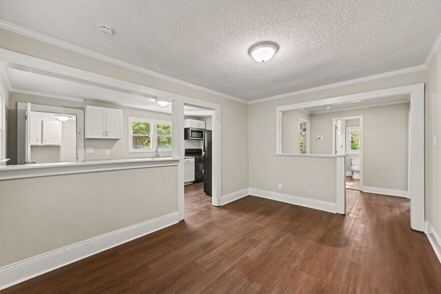 Building Photo - 359 Grice St