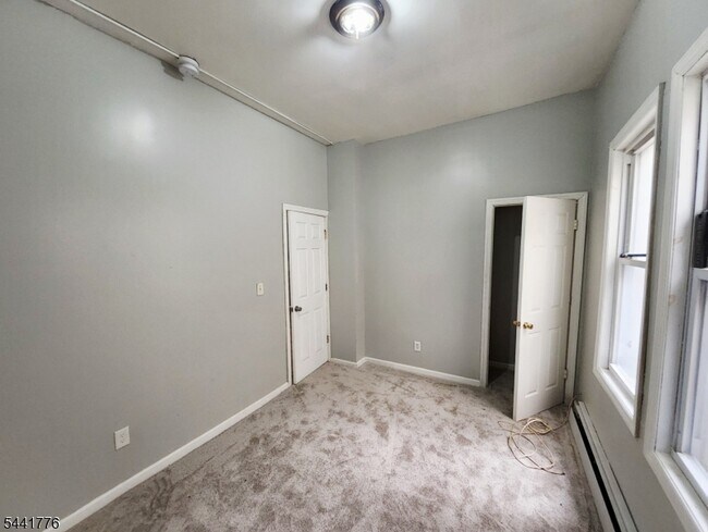 Building Photo - 45 Winans Ave