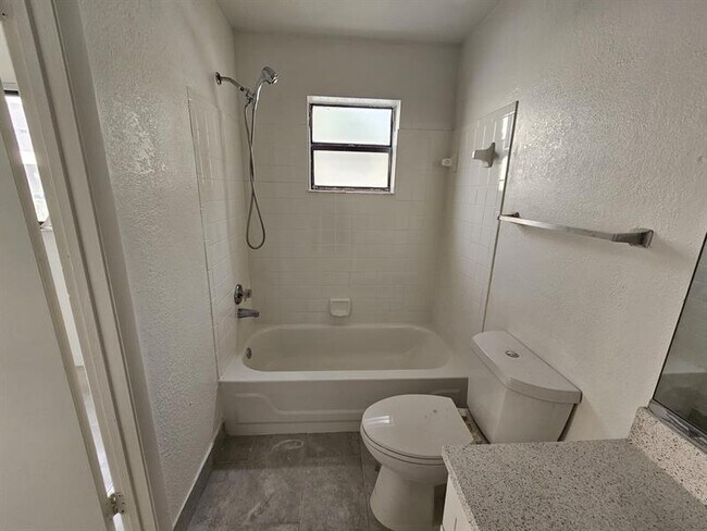 Building Photo - 2445 SW 18th Terrace