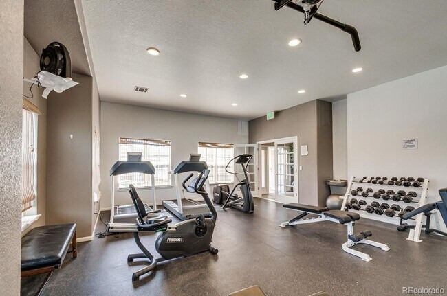 Building Photo - Top Floor Penthouse Condo in Cherry Creek School District