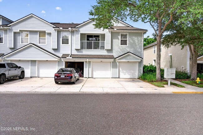 Building Photo - 7047 Deer Lodge Cir