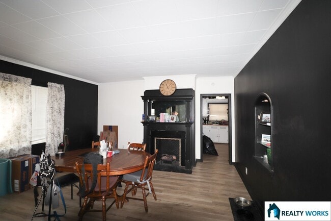 Building Photo - 1619-1623 D Street