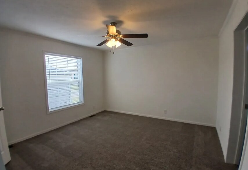 Building Photo - 37524 Sandstone Trl