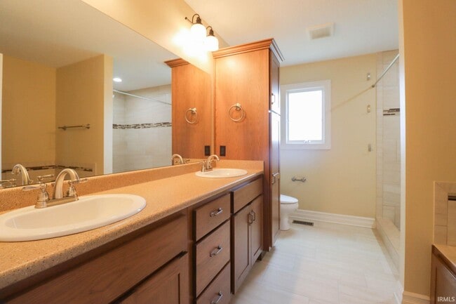 Building Photo - 13558 Paperbark Trail