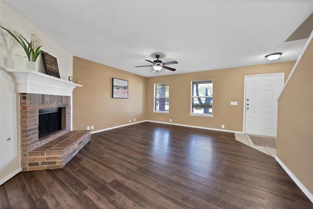 Building Photo - 115 Walnut Dr