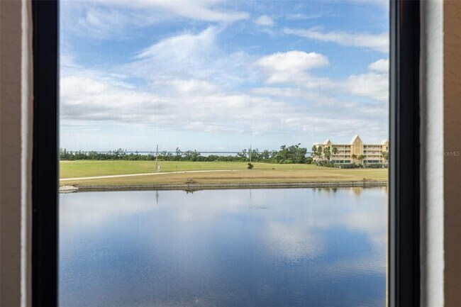 Building Photo - 99 Vivante Blvd