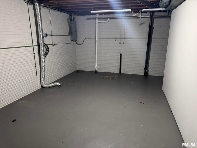 Building Photo - 1728 Taylor St