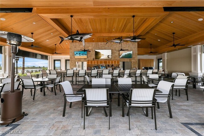 Building Photo - 12041 Canal Grande Dr