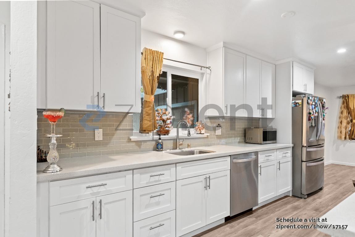 Building Photo - 1823 Tobi Ct