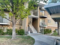 Building Photo - 1303 Riverside Ave
