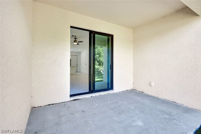 Building Photo - 430-432 Bell Blvd