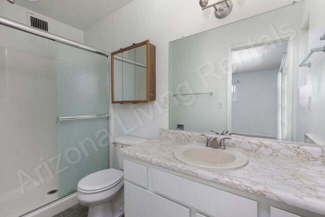 Building Photo - 1265 Bombay Cir