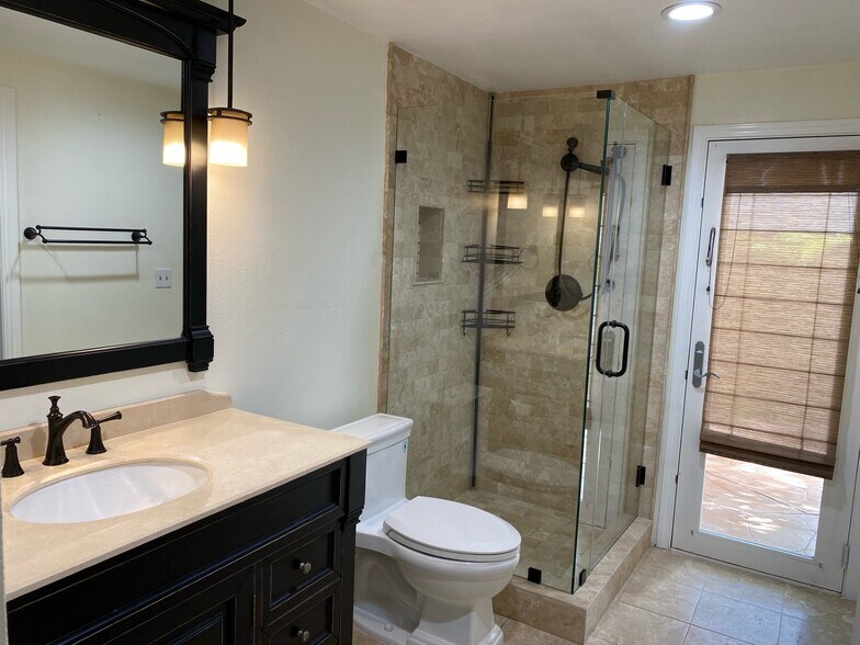 Building Photo - 1431 Whitehall Pl