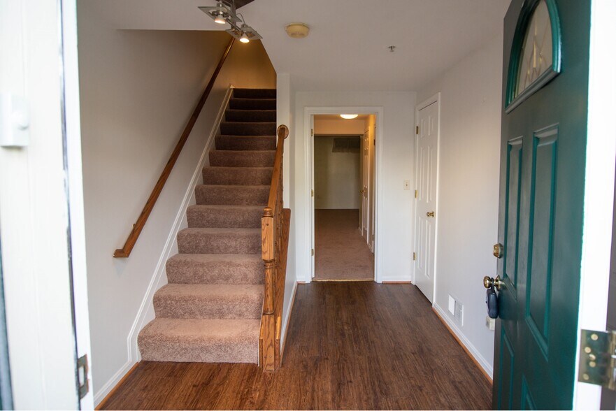Building Photo - 2218 Conquest Way