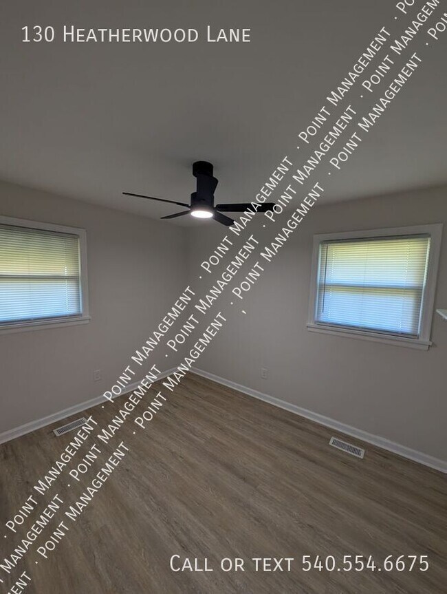 Building Photo - 130 Heatherwood Ln