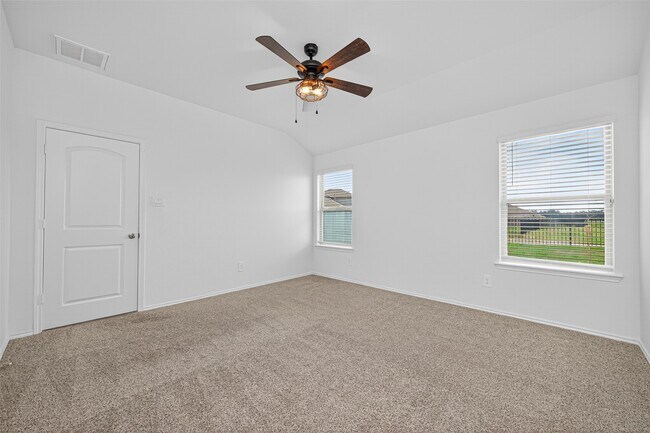 Building Photo - 16600 Lonely Pines Dr