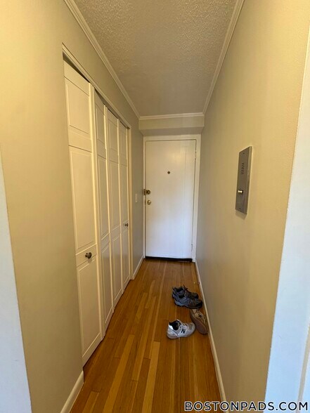 Building Photo - 50 Green St