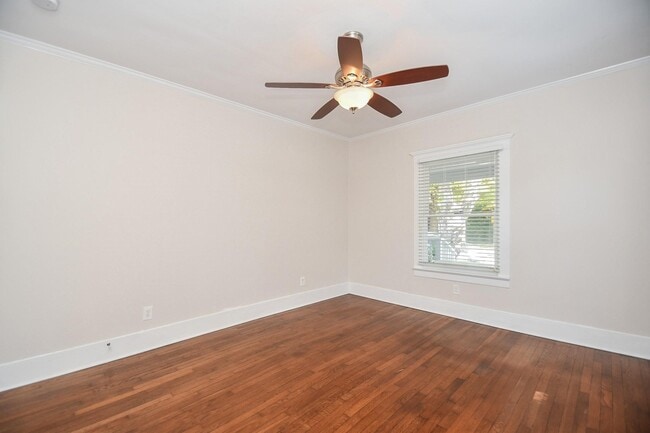 Building Photo - 4625 Pineridge St