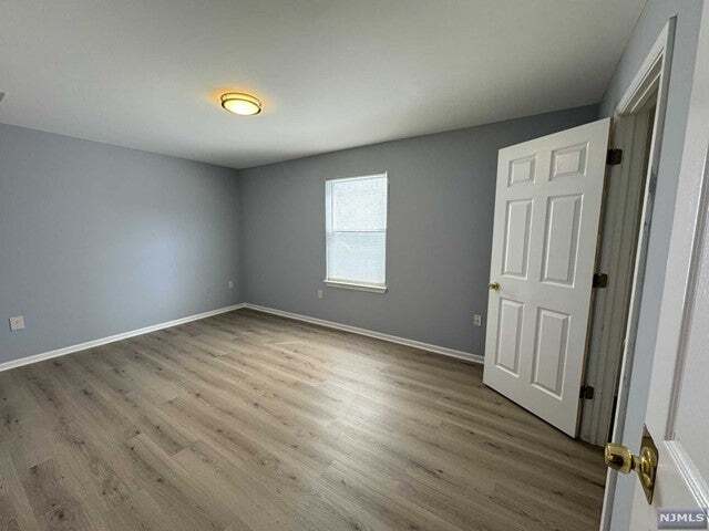 Building Photo - 40 11th Ave W